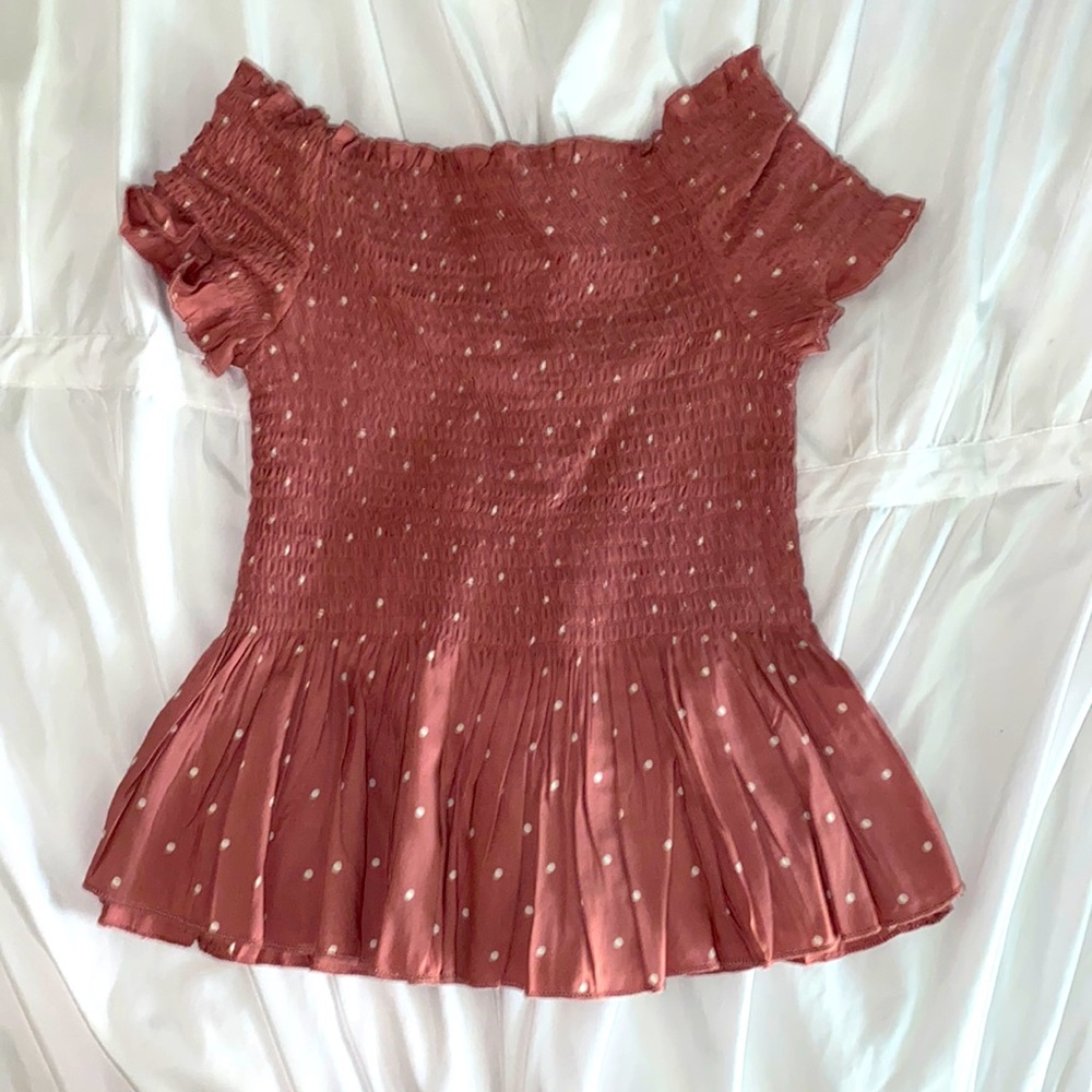 Off the Shoulder Mauve Polka Dot Peplum Top